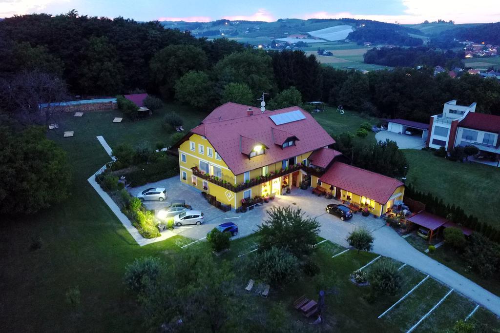 Panorama B&B Птуй Экстерьер фото